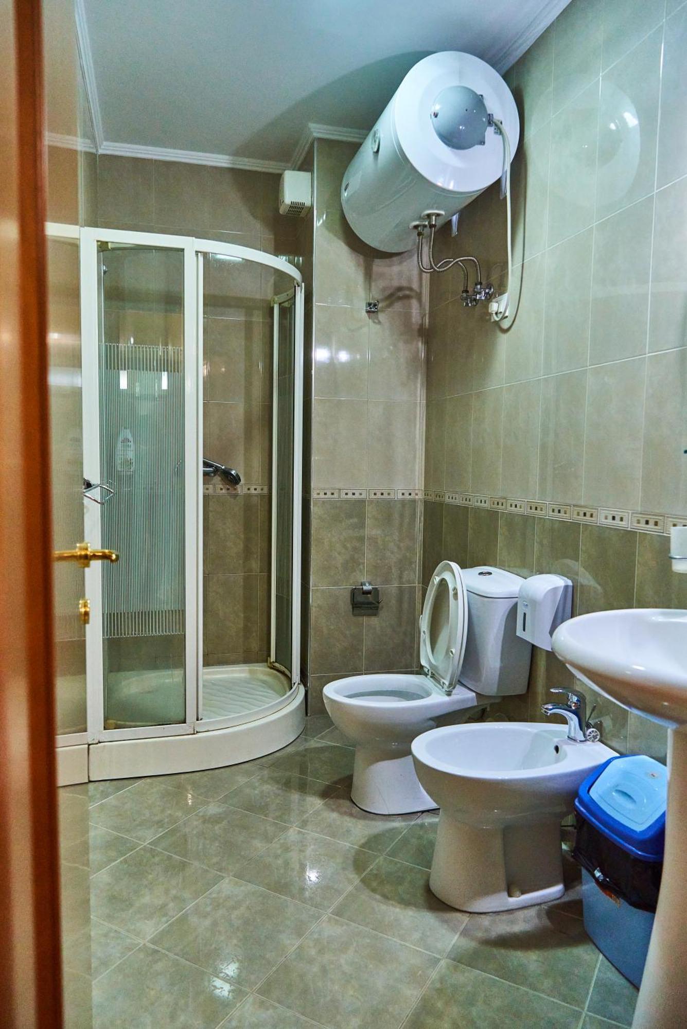 Kalpazo Home Skanderbeg Square Tirana Exterior foto